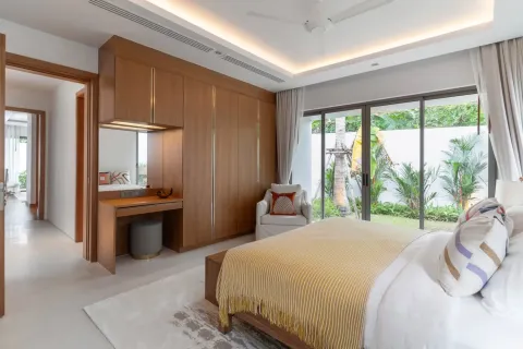 House in Bang Tao, Thailand 3 bedrooms № 124085 - photo 24