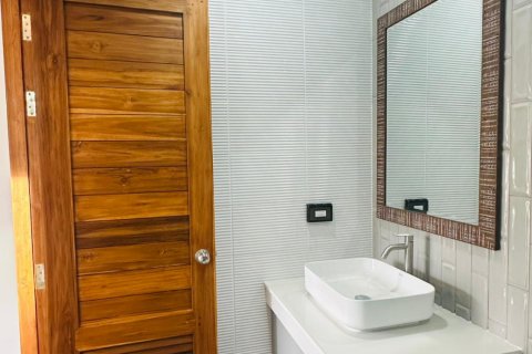Casa de 3 dormitorios en Ko Samui, Tailandia № 130267 - foto 8