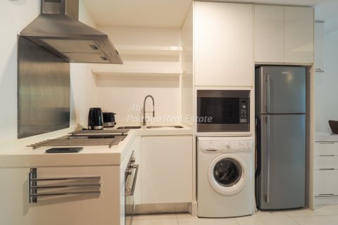 Condo in Pattaya, Thailand, 2 bedrooms  № 82349