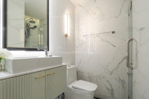 Condominio de 2 dormitorios en Bang Lamung, Tailandia № 82351 - foto 8