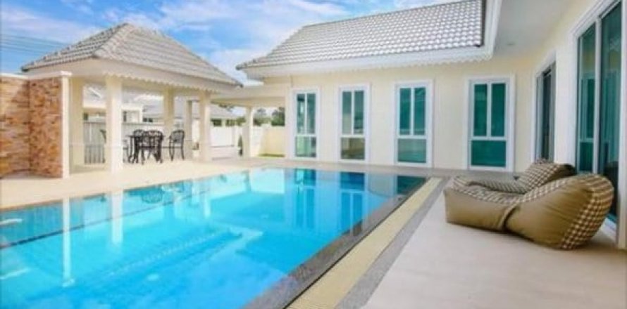 Casa de 3 dormitorios en Hua Hin, Tailandia № 125191