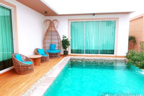Casa de 3 dormitorios en Pattaya, Tailandia № 106706 - foto 19