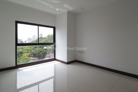 Condominio de 4 dormitorios en Bang Lamung, Tailandia № 106704 - foto 22