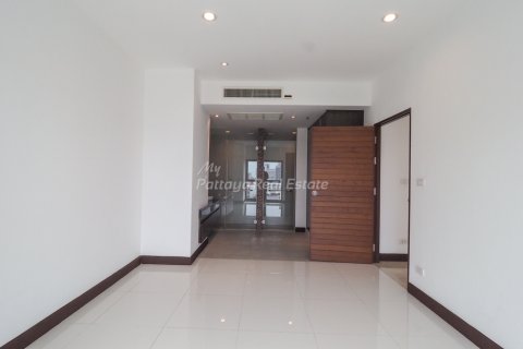 Condominio de 4 dormitorios en Bang Lamung, Tailandia № 106704 - foto 25