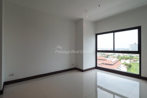 Condominio de 4 dormitorios en Bang Lamung, Tailandia № 106704 - foto 14
