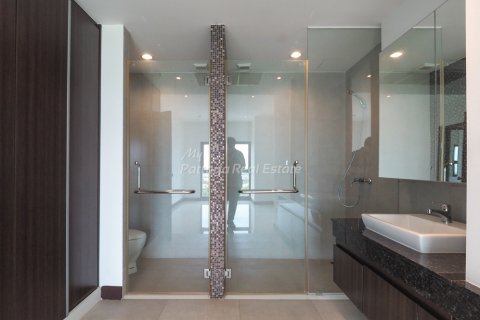 Condominio de 4 dormitorios en Bang Lamung, Tailandia № 106704 - foto 16