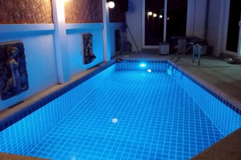 Casa de 2 dormitorios en Pattaya, Tailandia № 126794 - foto 16