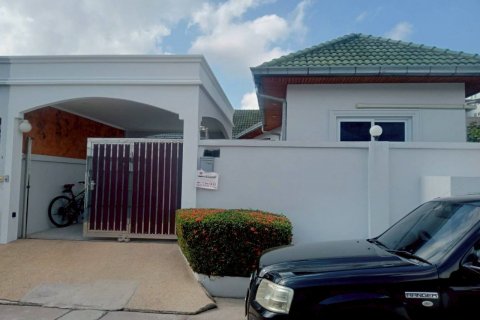 Casa de 2 dormitorios en Pattaya, Tailandia № 126794 - foto 4