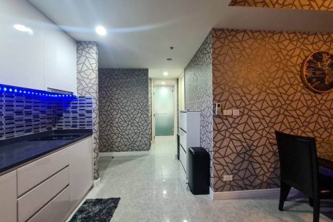 Condominio de 2 dormitorios en Pattaya, Tailandia № 126795 - foto 10