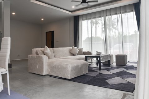 Casa de 4 dormitorios en Bang Lamung, Tailandia № 126793 - foto 9