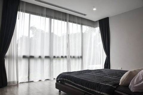 Casa de 4 dormitorios en Bang Lamung, Tailandia № 126793 - foto 25