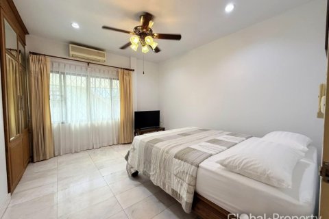 Haus in Pattaya, Thailand 4 Schlafzimmer № 119571 - Foto 23