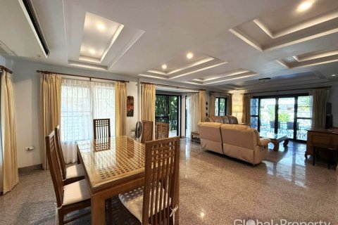 Haus in Pattaya, Thailand 4 Schlafzimmer № 119571 - Foto 7