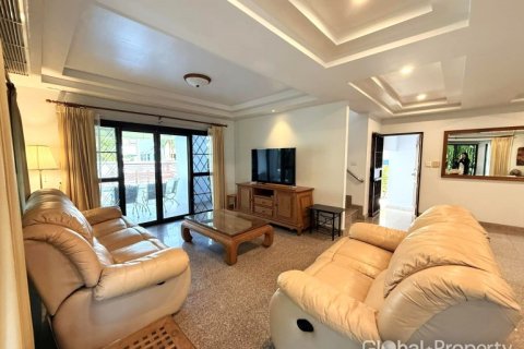 Haus in Pattaya, Thailand 4 Schlafzimmer № 119571 - Foto 5
