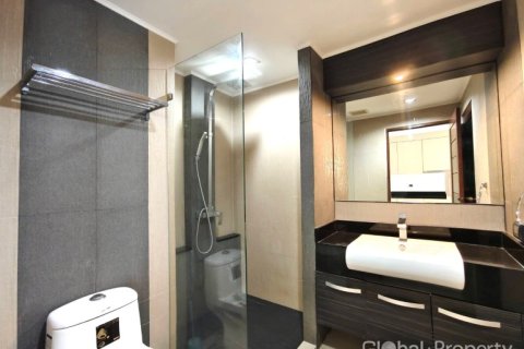 Condominio de 1 dormitorio en Pattaya, Tailandia № 119572 - foto 17