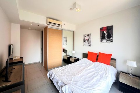 Condominio de 1 dormitorio en Bangkok, Tailandia № 82328 - foto 6