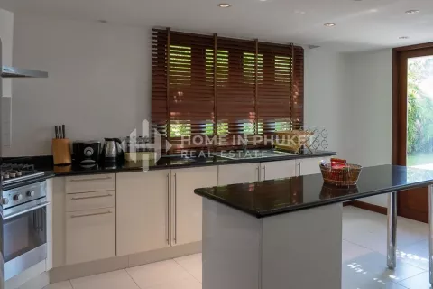 Casa de 2 dormitorios en Phuket, Tailandia № 131752 - foto 12