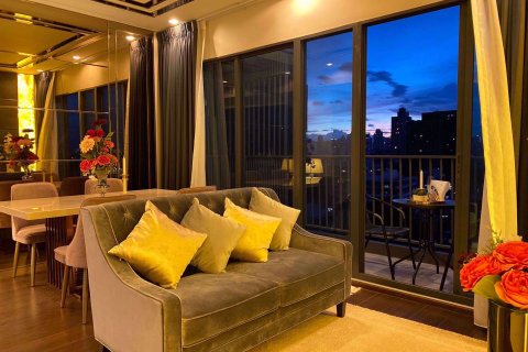 Condominio de 2 dormitorios en Watthana, Bangkok, Tailandia № 76235 - foto 2