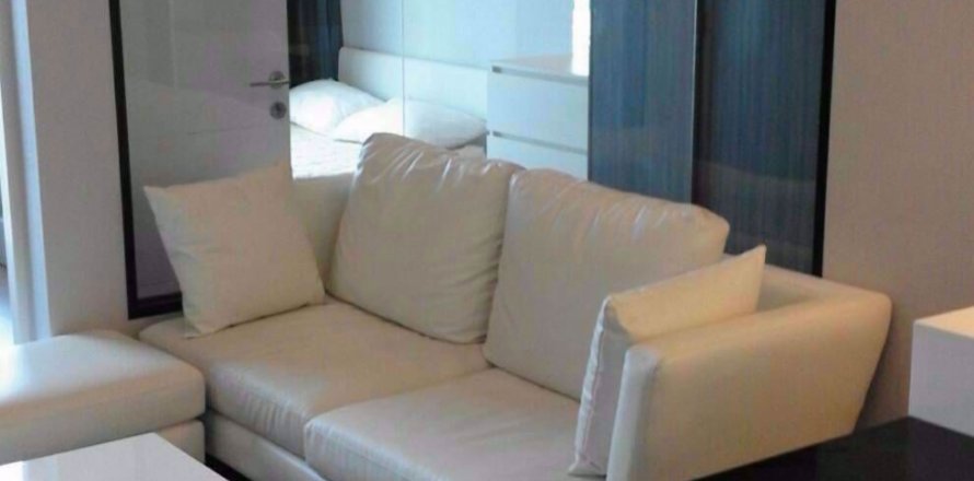 Condominio de 1 dormitorio en Khlong San, Bangkok, Tailandia № 76236