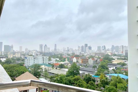 Condominio de 2 dormitorios en Watthana, Bangkok, Tailandia № 76239 - foto 12