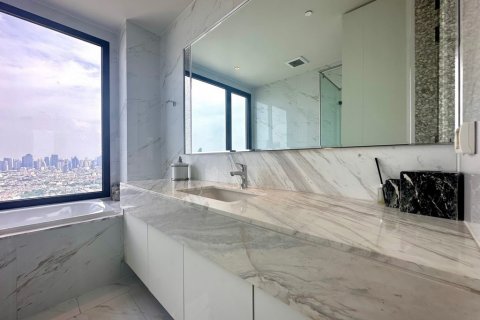 Condominio de 2 dormitorios en Bangkok, Tailandia № 112018 - foto 16