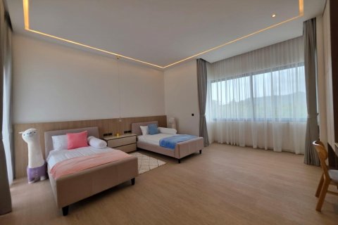 Villa on Layan Beach, Thailand 4 bedrooms № 74117 - photo 24