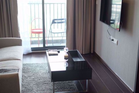 Condominio de 1 dormitorio en Watthana, Bangkok, Tailandia № 76754 - foto 2