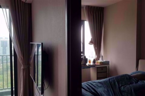 Condominio de 1 dormitorio en Watthana, Bangkok, Tailandia № 76754 - foto 7