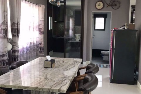 Casa de 4 dormitorios en Bang Na, Bangkok, Tailandia № 76755 - foto 4