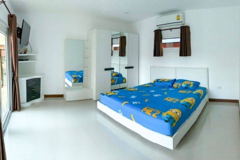 Casa de 3 dormitorios en Jomtien Beach, Pattaya, Tailandia № 101324 - foto 10