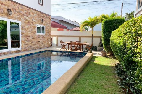 Casa de 3 dormitorios en Jomtien Beach, Pattaya, Tailandia № 101324 - foto 21