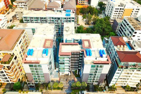 Apartamento de 5 dormitorios en Pattaya, Tailandia № 101323 - foto 16