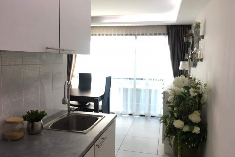 Apartamento de 5 dormitorios en Pattaya, Tailandia № 101323 - foto 6