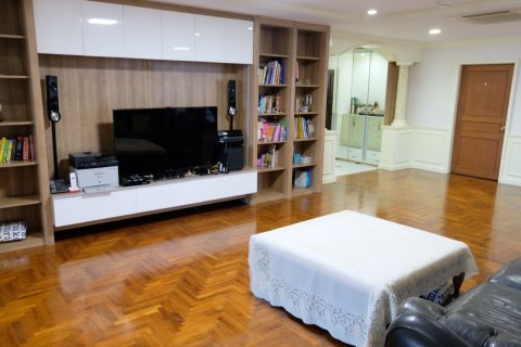 Condominio de 3 dormitorios en Bangkok, Tailandia № 143637 - foto 3
