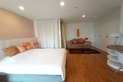 Condominio de 3 dormitorios en Bangkok, Tailandia № 143619 - foto 10