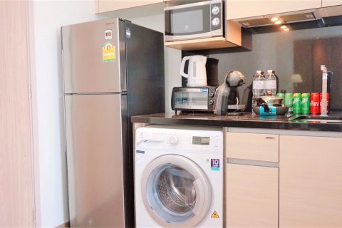 Condominio de 2 dormitorios en Bangkok, Tailandia № 143376 - foto 9