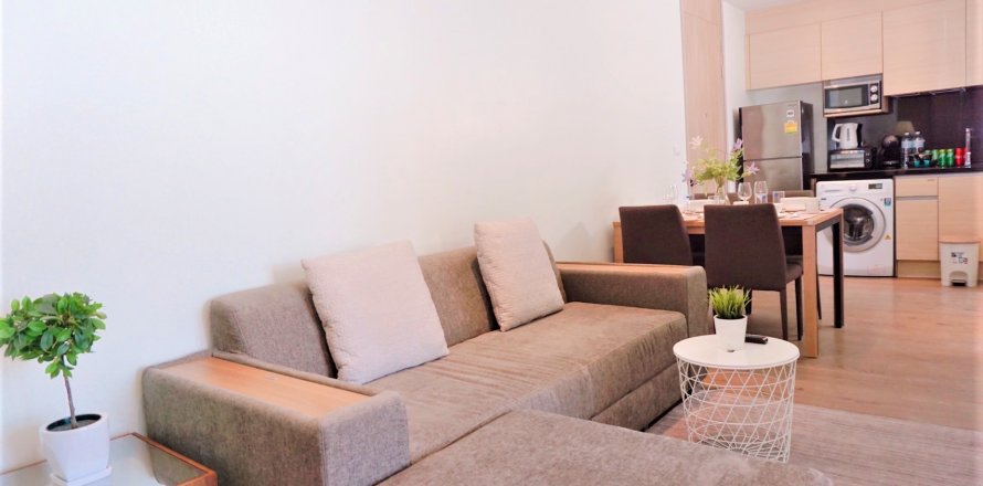 Condominio de 2 dormitorios en Bangkok, Tailandia № 143376