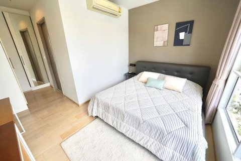 Condo in Bangkok, Thailand, 1 bedroom  № 143371 - photo 3