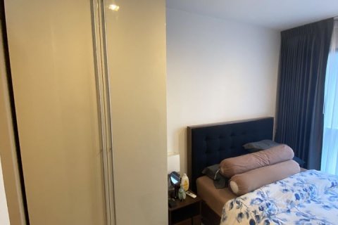 Condominio de 1 dormitorio en Phra Khanong, Bangkok, Tailandia № 143372 - foto 9
