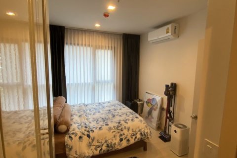 Condominio de 1 dormitorio en Phra Khanong, Bangkok, Tailandia № 143372 - foto 8