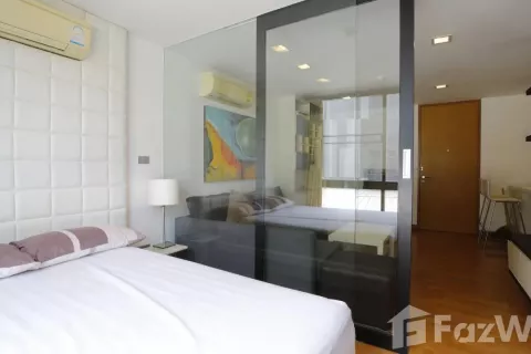 Condominio de 1 dormitorio en Khlong Toei, Bangkok, Tailandia № 123981 - foto 16