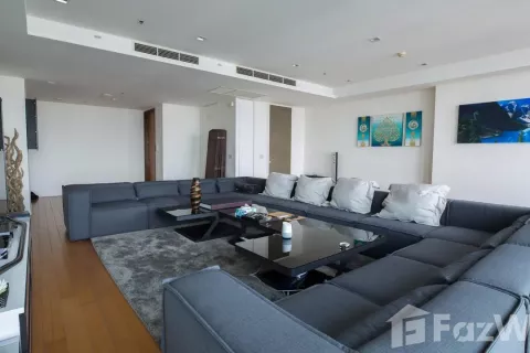 Condominio de 4 dormitorios en Khlong San, Bangkok, Tailandia № 123980 - foto 15
