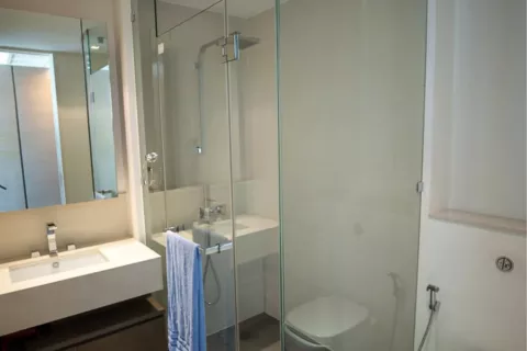 Condominio de 4 dormitorios en Khlong San, Bangkok, Tailandia № 123980 - foto 29