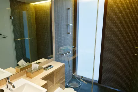 Condo in Pathum Wan, Bangkok, Thailand, 1 bedroom № 123983 - photo 5