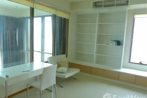 Condominio de 2 dormitorios en Khlong Toei, Bangkok, Tailandia № 123985 - foto 16