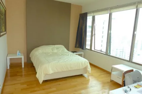 Condominio de 2 dormitorios en Khlong Toei, Bangkok, Tailandia № 123985 - foto 17