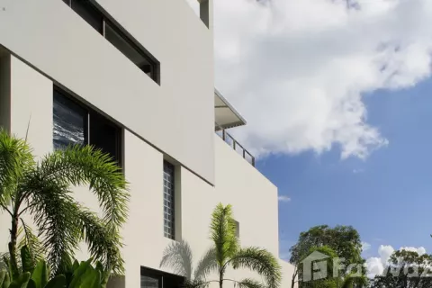 Chalet de 6 dormitorios en Phuket, Tailandia № 123982 - foto 15