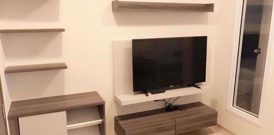 Condominio de 1 dormitorio en Huai Khwang, Bangkok, Tailandia № 76086