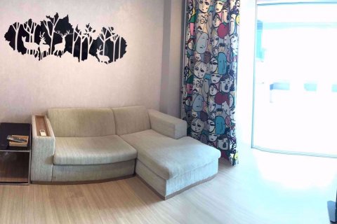 Condo in Khlong Toei, Bangkok, Thailand, 1 bedroom  № 76080