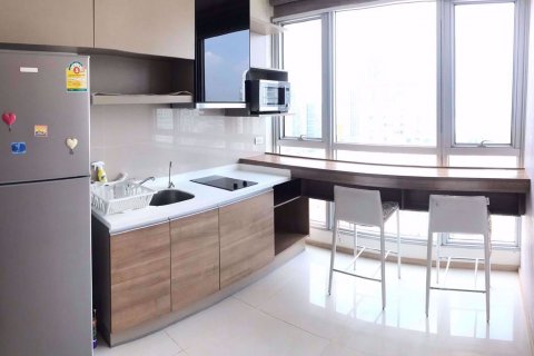 Condo à Khlong Toei, Bangkok, Thaïlande, 1 chambre  № 76080 - photo 4